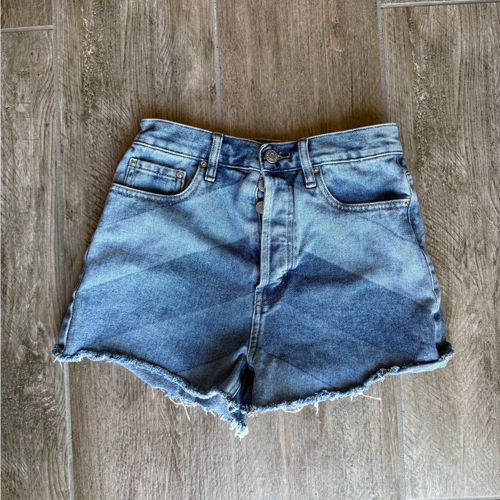PACSUN High-Rise Frayed Hem Denim Shorts - Blue Size 25